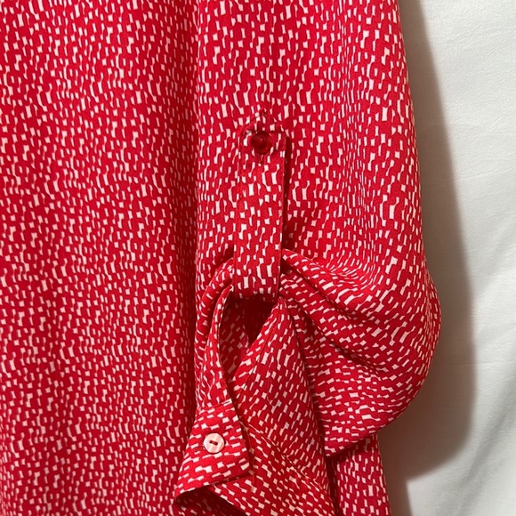 Simply Emma Red and White Relaxed Blouse with Mandarin Collar - Picture 4 of 6